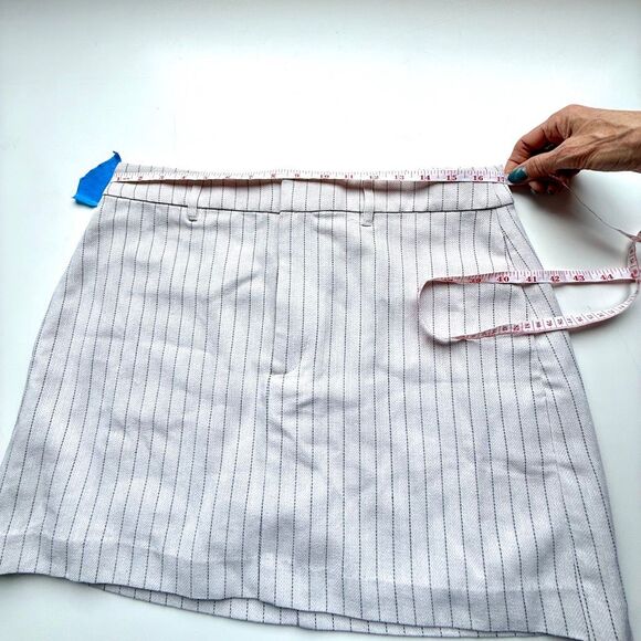 NWT Paige Celestial Pinstripes miniskirt Travertine color with stripes Size 8 - Picture 13 of 14